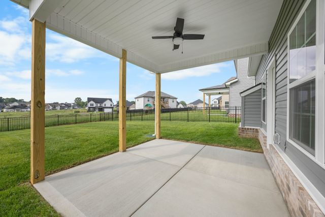 2582 Rafiki Dr, Clarksville, TN 37042