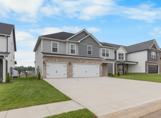 2582 Rafiki Dr, Clarksville, TN 37042