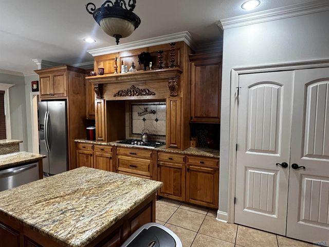 257 Longdale Drive, Schriever, LA 70395