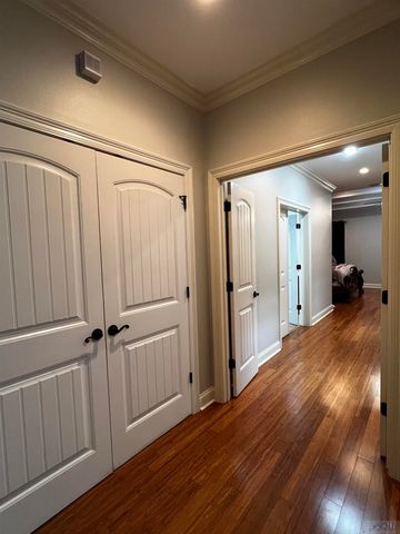 257 Longdale Drive, Schriever, LA 70395