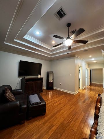 257 Longdale Drive, Schriever, LA 70395