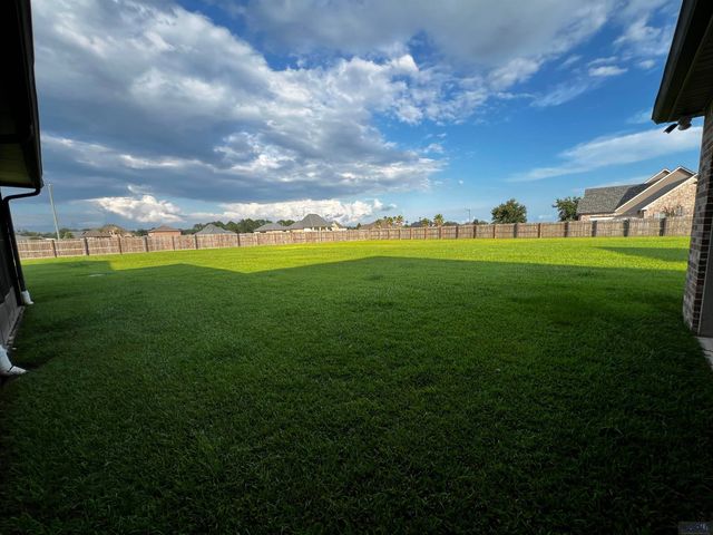 257 Longdale Drive, Schriever, LA 70395