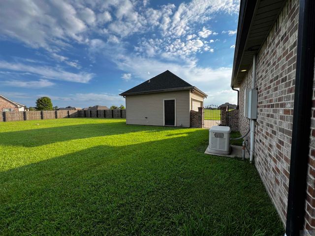 257 Longdale Drive, Schriever, LA 70395