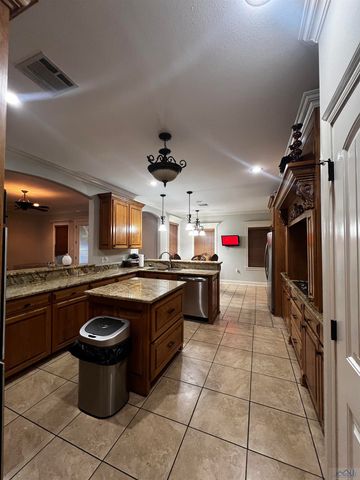 257 Longdale Drive, Schriever, LA 70395