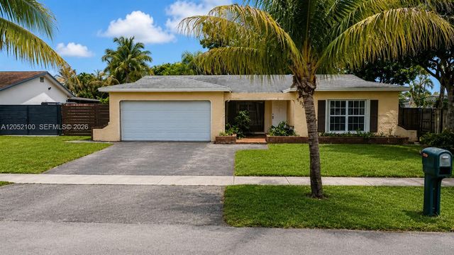 9320 NW 13th Street, Pembroke Pines, FL 33024