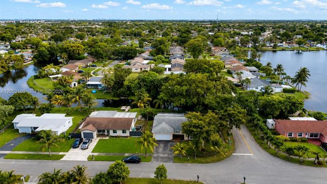9320 NW 13th Street, Pembroke Pines, FL 33024