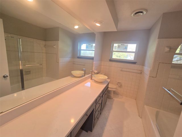 5801 Wedgworth Road, Fort Worth, TX 76133