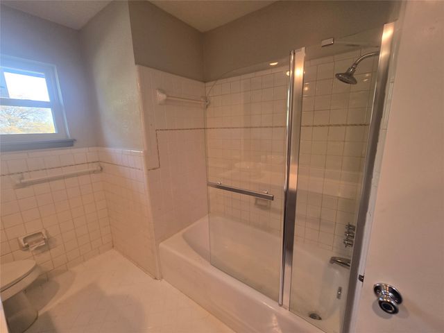 5801 Wedgworth Road, Fort Worth, TX 76133