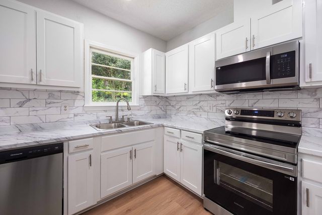 3934 Calhoun Drive, Columbus, GA 31903