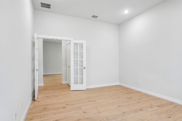 452 Leopold Trail, Waxahachie, TX 75165