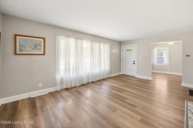 4004 Billtown Rd, Jeffersontown, KY 40299