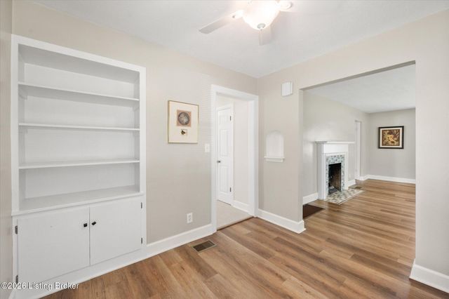 4004 Billtown Rd, Jeffersontown, KY 40299
