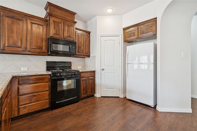 1801 Placitas Trail, Fort Worth, TX 76131