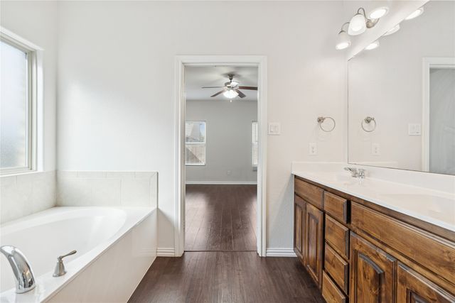 1801 Placitas Trail, Fort Worth, TX 76131