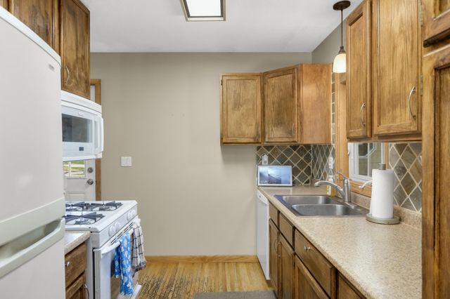 2293 Golfview Drive, White Bear Lake, MN 55110