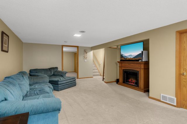 2293 Golfview Drive, White Bear Lake, MN 55110