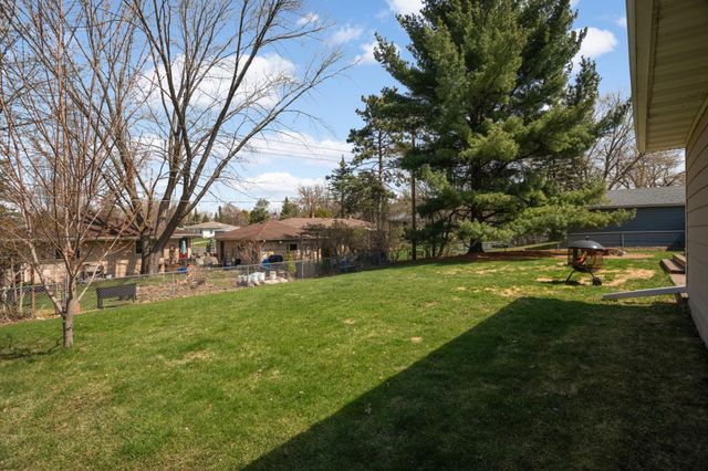 2293 Golfview Drive, White Bear Lake, MN 55110