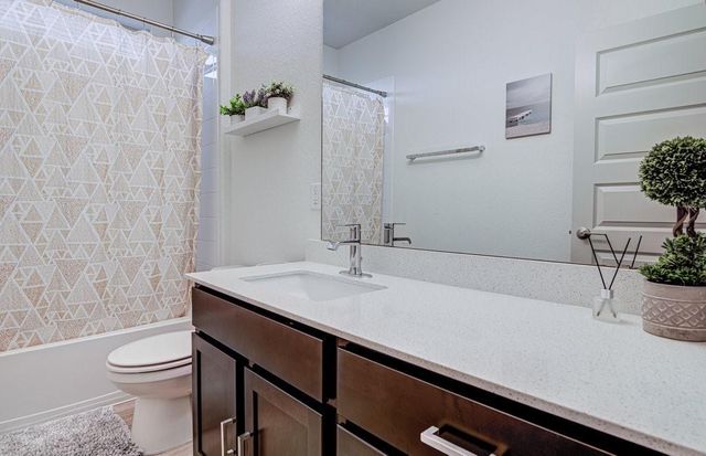 16800 Marcello DR, Pflugerville, TX 78660