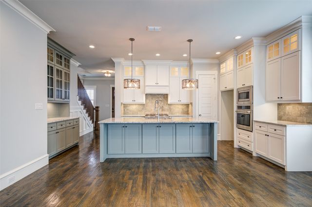 208 S Benge Street, Mckinney, TX 75069