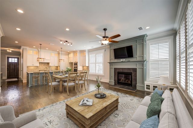 208 S Benge Street, Mckinney, TX 75069