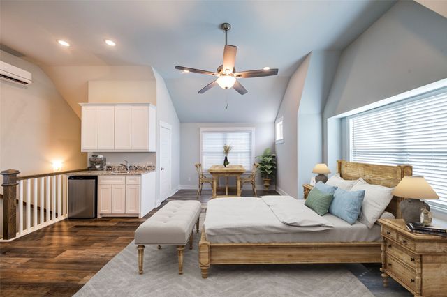 208 S Benge Street, Mckinney, TX 75069