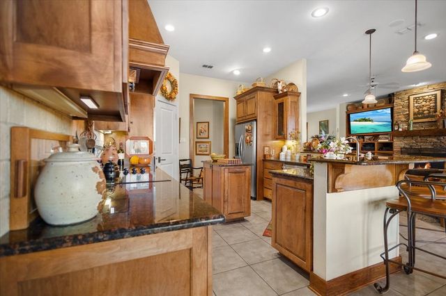 24050 Red Azalea, Lindale, TX 75771