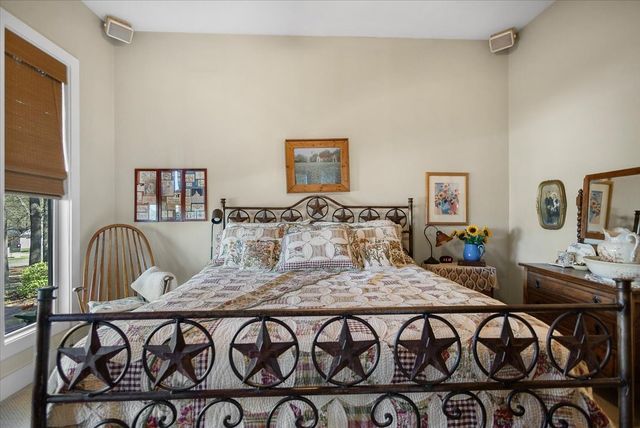 24050 Red Azalea, Lindale, TX 75771