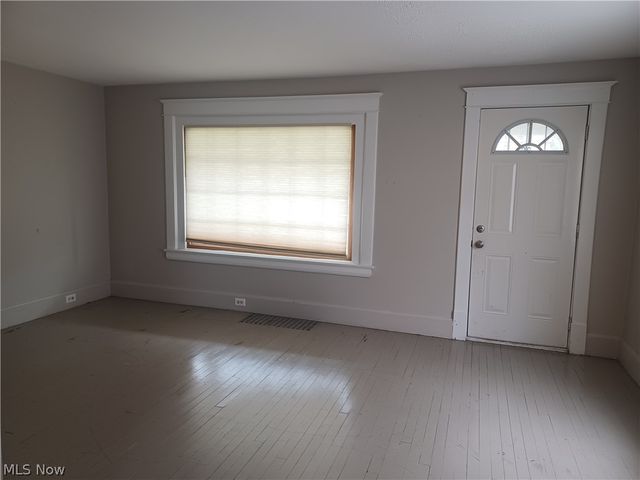 1639 Wellington Avenue, Youngstown, OH 44509