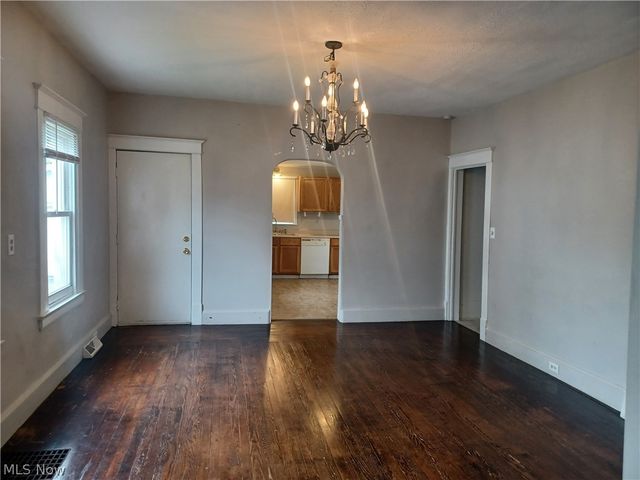 1639 Wellington Avenue, Youngstown, OH 44509