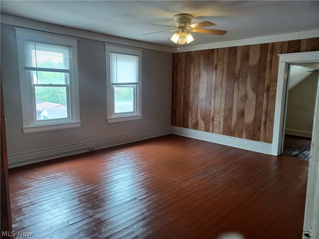 1639 Wellington Avenue, Youngstown, OH 44509