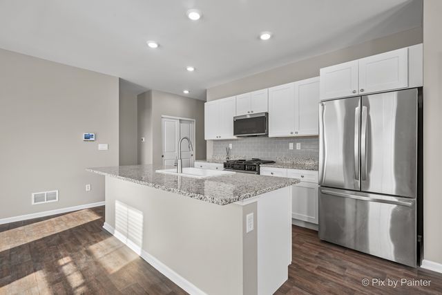 1173 Sonoma Court, Pingree Grove, IL 60140