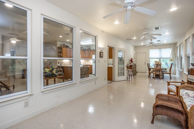 149 Red Oak, Gainesville, TX 76240