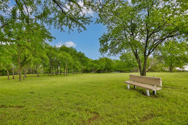 149 Red Oak, Gainesville, TX 76240