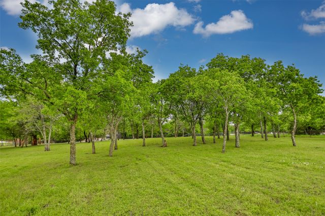 149 Red Oak, Gainesville, TX 76240