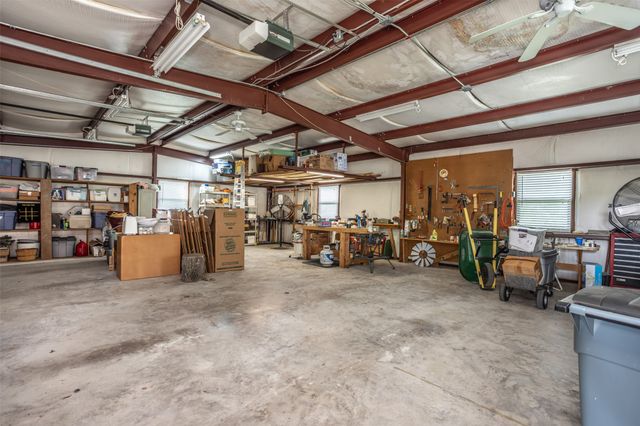 149 Red Oak, Gainesville, TX 76240
