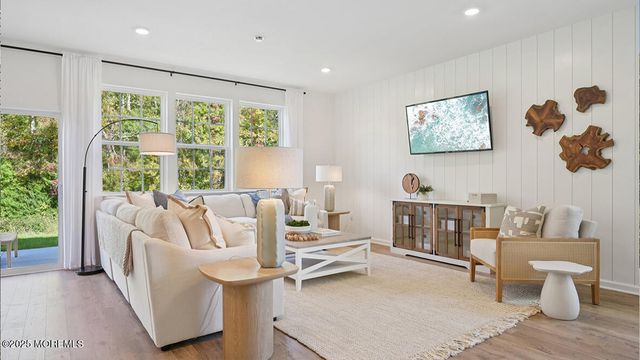 73 Penny Lane, Neptune Township, NJ 07753