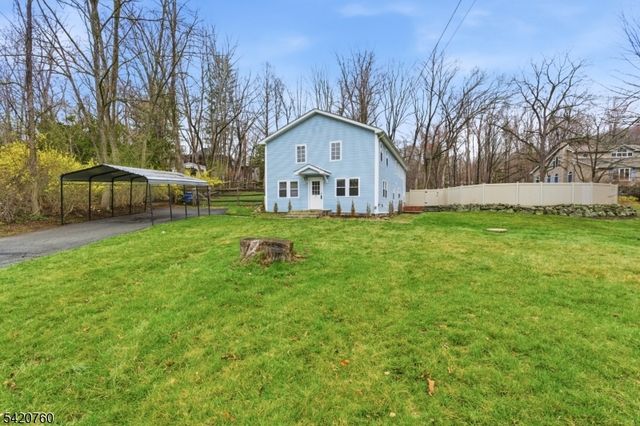 7 Le Boun Blvd, Ringwood Boro, NJ 07456
