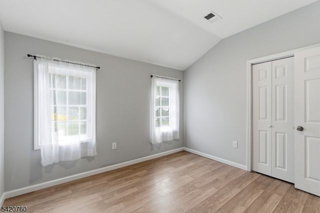7 Le Boun Blvd, Ringwood Boro, NJ 07456