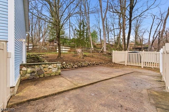 7 Le Boun Blvd, Ringwood Boro, NJ 07456