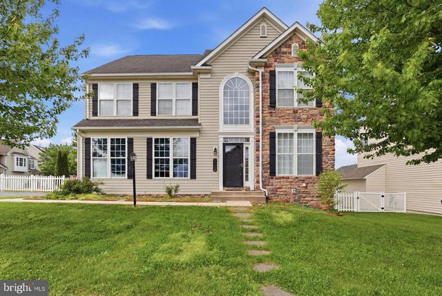 3741 STONEHOUSE LN, Dover, PA 17315