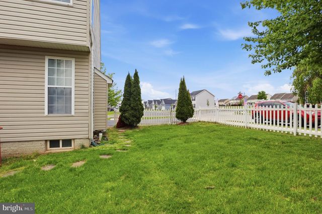 3741 STONEHOUSE LN, Dover, PA 17315