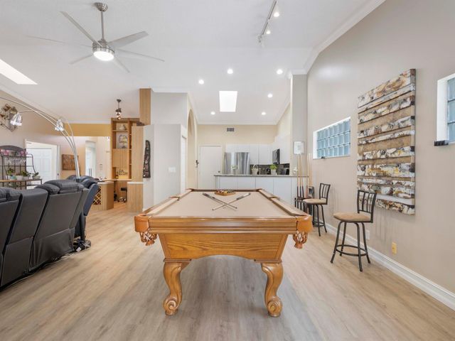 9734 Harbour Lake Circle, Boynton Beach, FL 33437