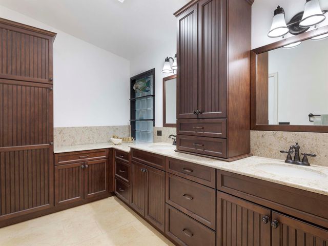 9734 Harbour Lake Circle, Boynton Beach, FL 33437