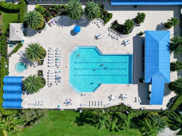 9734 Harbour Lake Circle, Boynton Beach, FL 33437