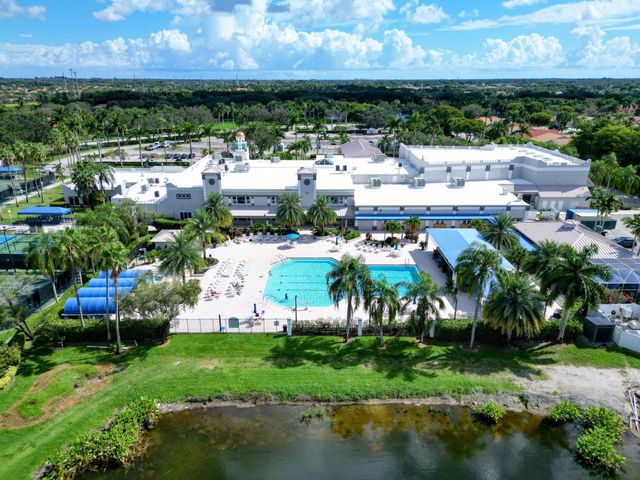 9734 Harbour Lake Circle, Boynton Beach, FL 33437