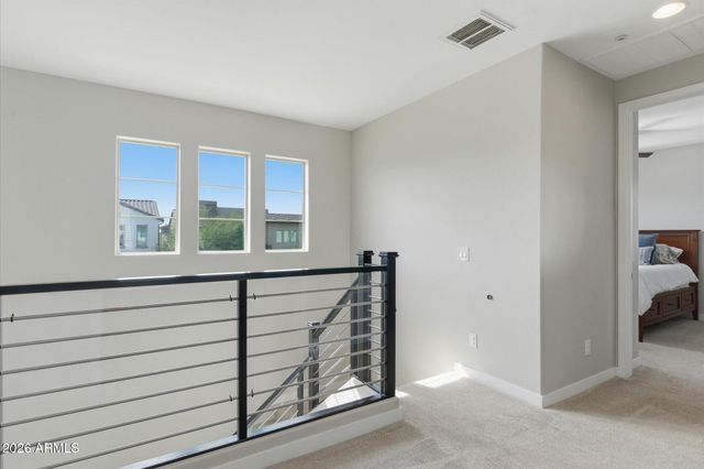 2338 W GLORIA Lane, Phoenix, AZ 85085