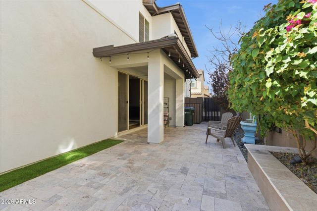 2338 W GLORIA Lane, Phoenix, AZ 85085