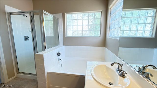 8524 Gold Flash Avenue, Las Vegas, NV 89129