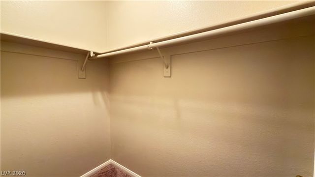 8524 Gold Flash Avenue, Las Vegas, NV 89129