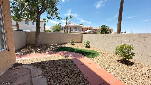 8524 Gold Flash Avenue, Las Vegas, NV 89129